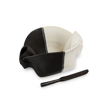 Load image into Gallery viewer, Hilborn Pottery Pinch Pot