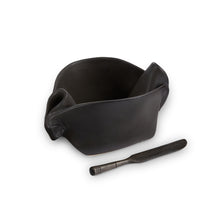 Load image into Gallery viewer, Hilborn Pottery Pinch Pot