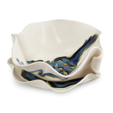 Load image into Gallery viewer, HIlborn Pottery Berry Bowl
