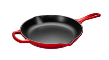 Load image into Gallery viewer, Le Creuset 26cm Iron Handled Skillet