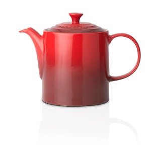 Le Creuset "Grand" Traditional Teapot