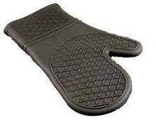 Load image into Gallery viewer, Kitchen Basics Silicone Oven Mitts - Set of 2