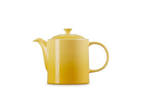 Le Creuset "Grand" Traditional Teapot