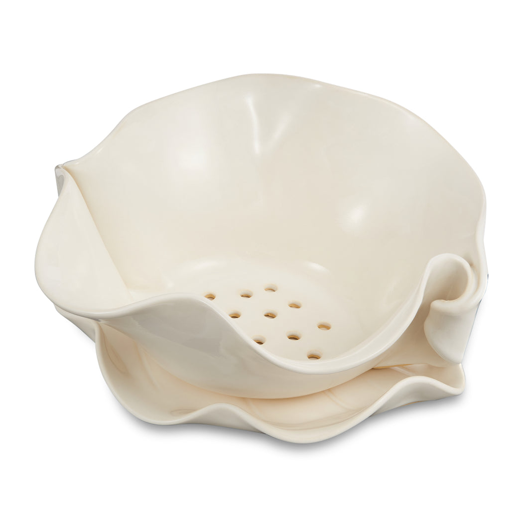 HIlborn Pottery Berry Bowl