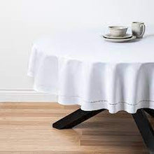 Load image into Gallery viewer, Harman Hemstitch Tablecloth 70&quot; Round
